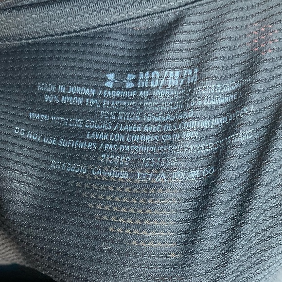 Under Armour Sleeveless Workout T-shirt - Picture 3 of 3